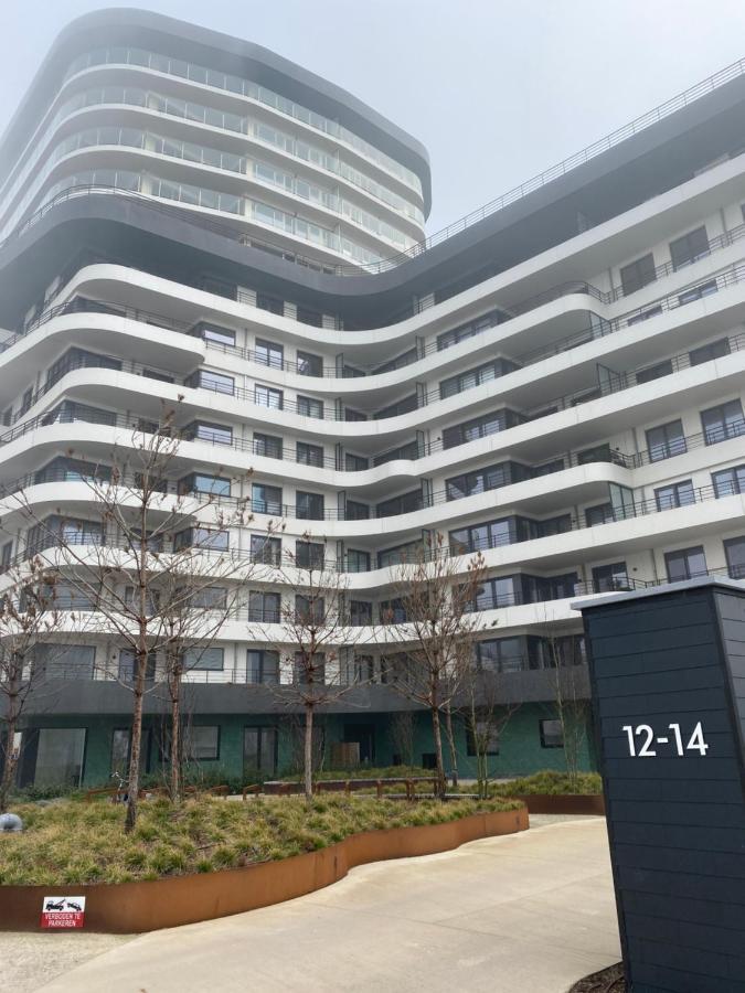 Lichtrijk 2-Slaapkamerappartement Met Zeezicht En Gratis Parking Oostende Exterior foto